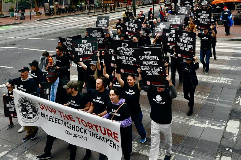 CCHR took to the streets to protest the American Psychiatric Association which continues to condone coercive mental health treatments.